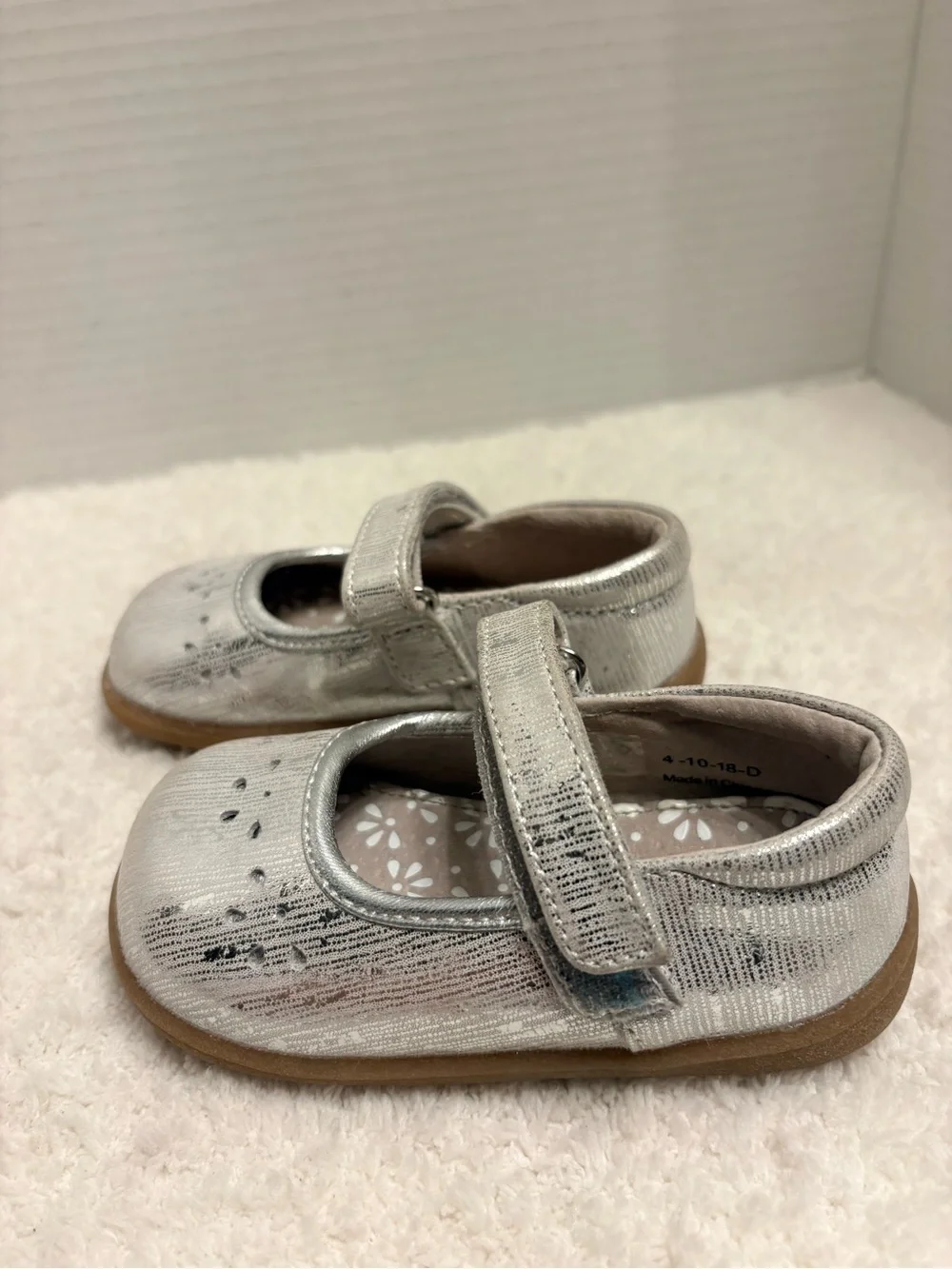 See Kai Run Ginger III Mary Jane Walker Shoes Silver Size 6